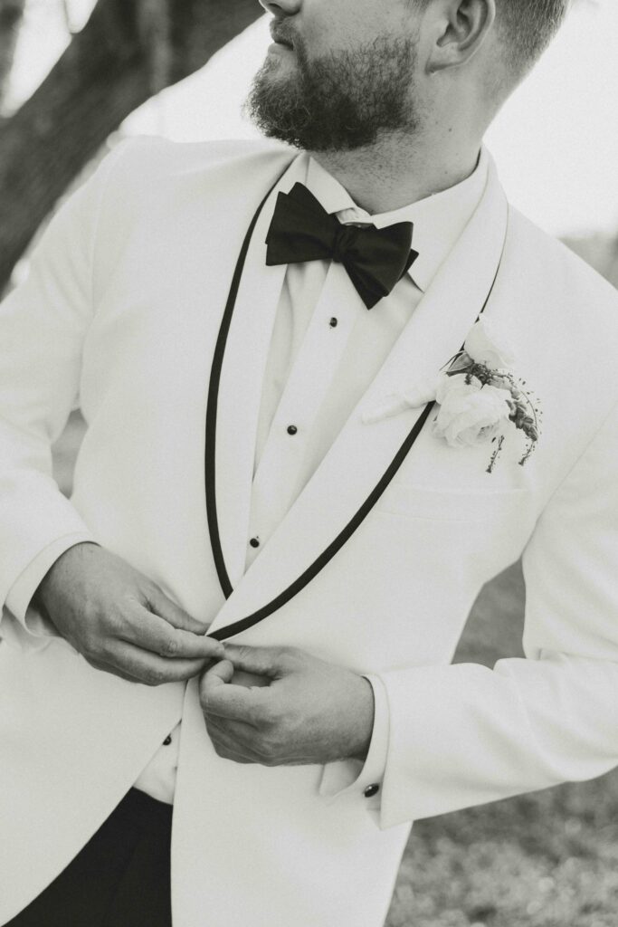 Groom portraits under the oaks at the Fountain of Youth.